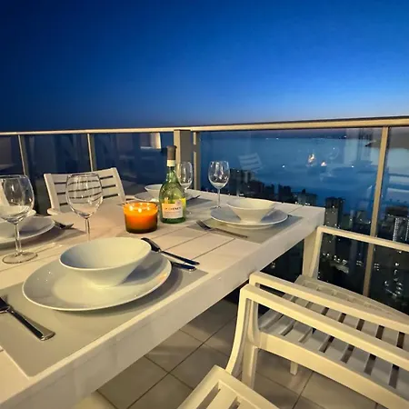 Highest Penthouse With Skyline & Sea Views Appartamento Benidorm