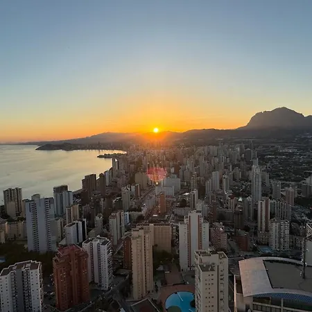 Apartamento Highest Penthouse With Skyline & Sea Views