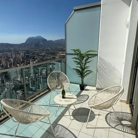 Highest Penthouse With Skyline & Sea Views Διαμέρισμα
