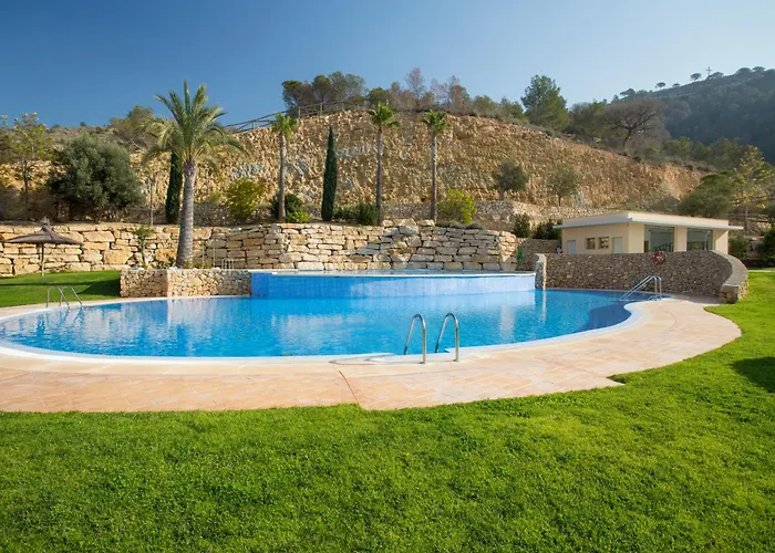 Apartment Highest Penthouse With Skyline & Sea Views *